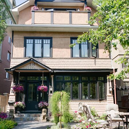 Calgary Westways Guest House エクステリア 写真
