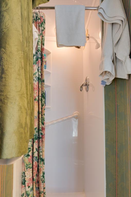 Calgary Westways Guest House 部屋 写真
